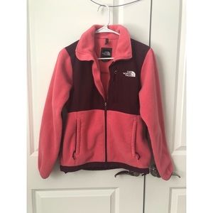 Women’s North Face Size Small